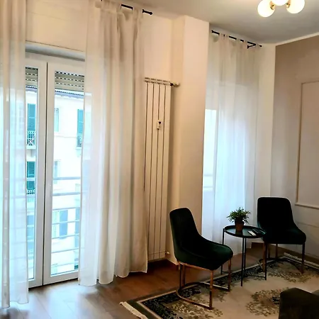 View 1 Апартаменти