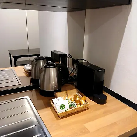 View 1 Апартаменти Бергамо